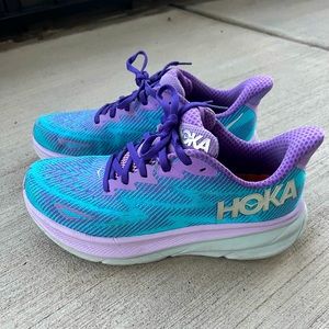 HOKA women’s Clifton 9
